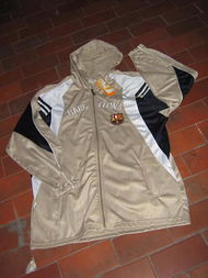 福州榮登貿易 一站式鞋帽、服飾及童裝運動休閑套裝零售與批發