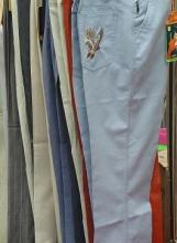 四川服裝鞋帽批發(fā)市場全攻略 貨源、渠道與網(wǎng)絡(luò)平臺(tái)解析